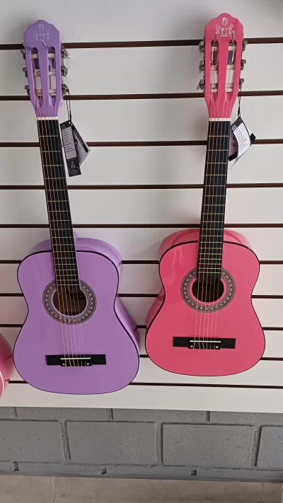 Violão nylon infantil rosa 